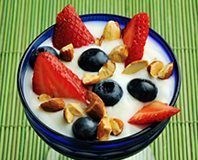 fruit and yogurt parfait