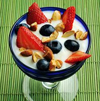 fruit and yogurt parfait