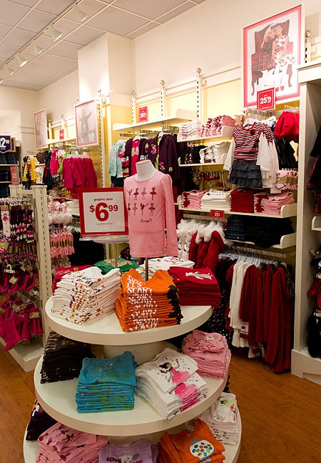 Crazy8 vertical Crazy 8 retail display Arizona Mills