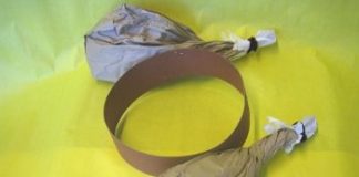 Thanksgiving craft at the Children's Museum of Phoenix