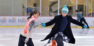 Ice skating Pandora Phoenix