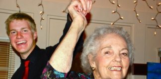 National Honor Society Peoria seniors prom