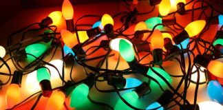 holiday lights, holiday safety