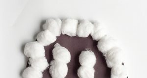 Halloween craft, Halloween, cotton-ball ghost