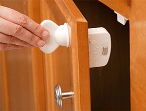 childproofing, child proofing, magnetic cabinet latch, Safety First, babies, home safety
