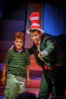 Seussical-cat-in-the-hat-pointing