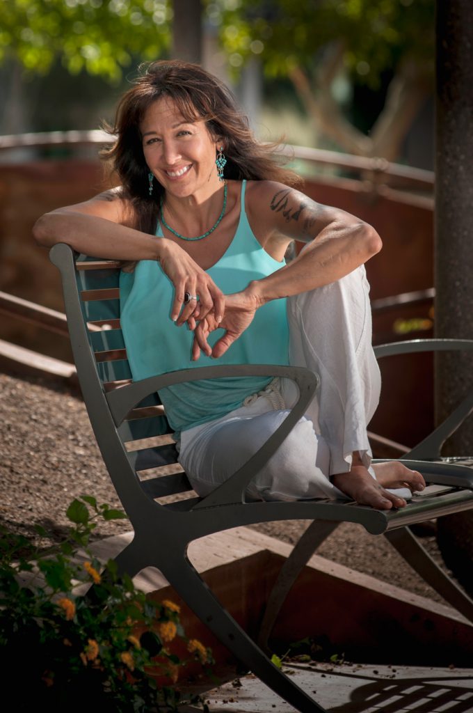 joannecacciatorevertical