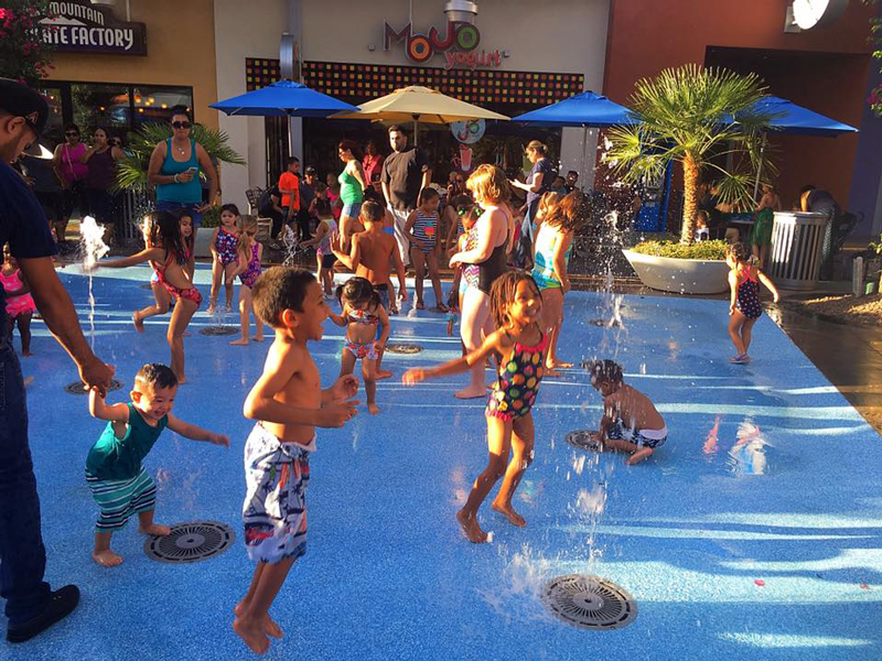 tempe-marketplace-summer-splash