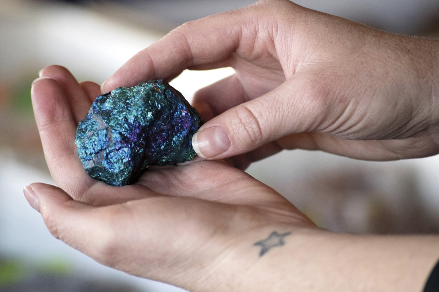 Mineral-Madness-PeacockOre