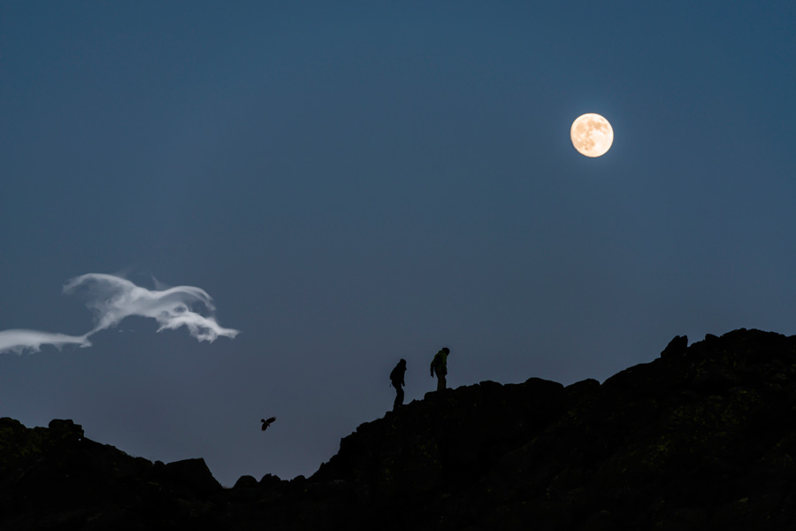 full-moon-hike
