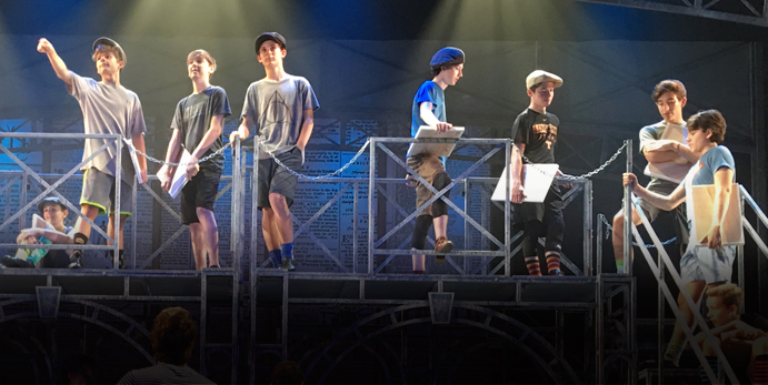 VYT-Newsies1