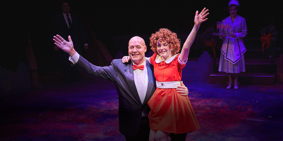 1811-teaser-AnnieHaleTheater