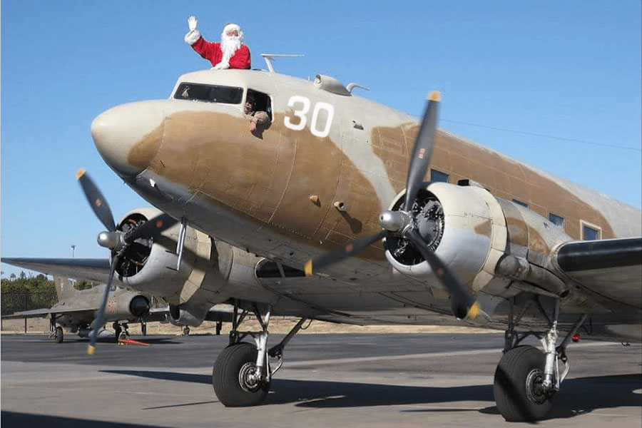 Commemorative-Air-Force-Santa-Fly-in-