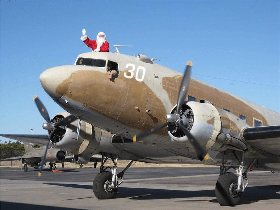 Commemorative Air Force- Santa Fly-in