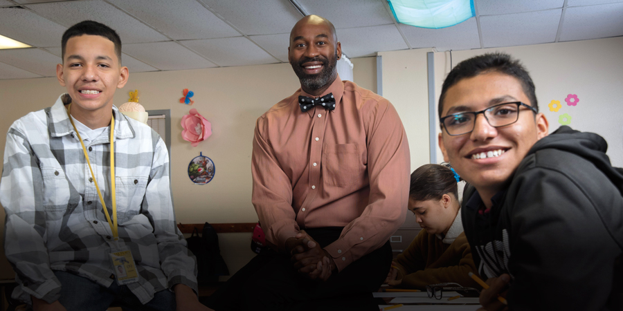 1901-teaser-TeacherYear