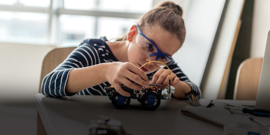 1908-teaser-GirlSTEM