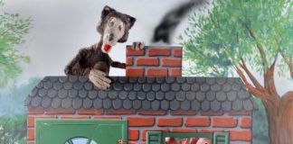 Great Arizona Puppet Theater, Three Little Pigs