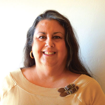 Laurie Eldridge, art teacher at Ira A. Murphy Elementary School in Peoria, and winner of the 2021 Excellence in PreK-12 Art Education Award for outstanding national recognition in art education from the United States Society for Education through Art.