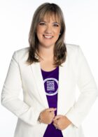 Donna Bartos Headshot